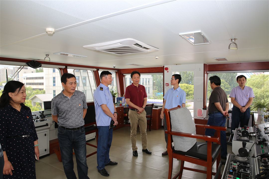 交通控股公司第六巡回指導(dǎo)組赴鎮(zhèn)揚(yáng)汽渡調(diào)研(圖2)