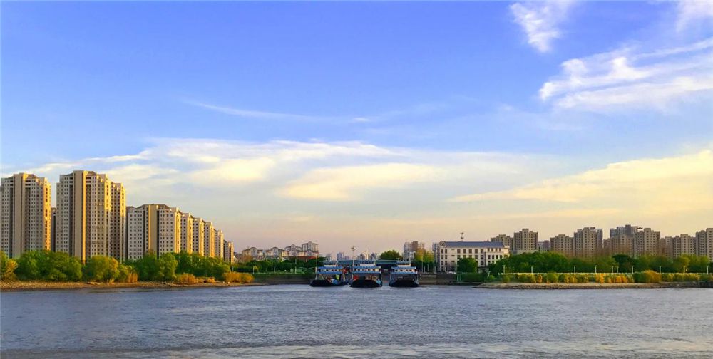 建設(shè)集精益型、服務(wù)型、品牌型于一體的長(zhǎng)江沿線(xiàn)第一渡口(圖4)